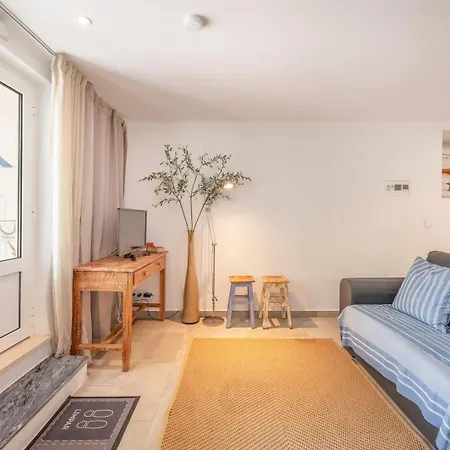 Lejlighed Guestready - A Wonderful Haven With Garden Colares