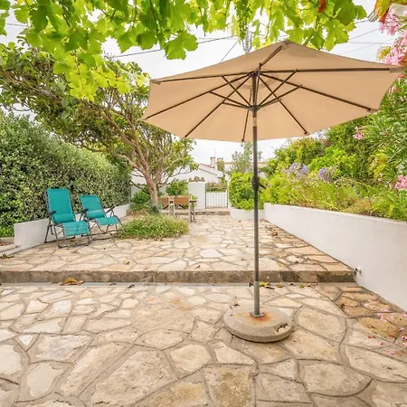 Guestready - A Wonderful Haven With Garden Colares